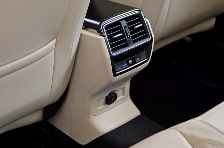 2017 Skoda Kodiaq photo gallery