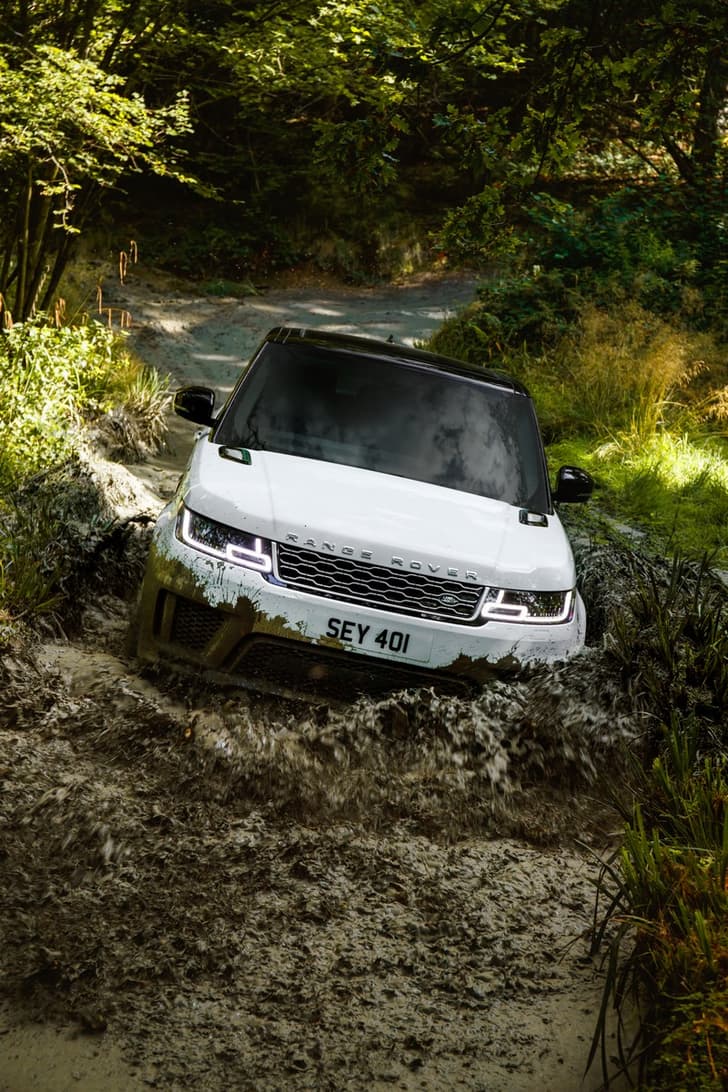2018 Range Rover Sport facelift image gallery