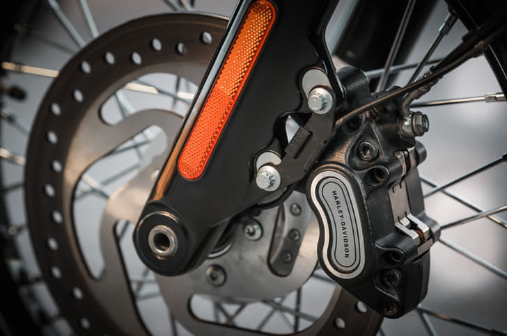 2018 Harley-Davidson Street Bob image gallery