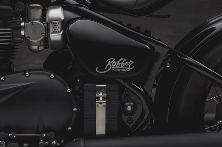 2018 Triumph Bonneville Bobber Black image gallery