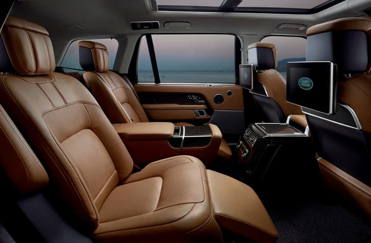 Range Rover facelift, P400e image gallery