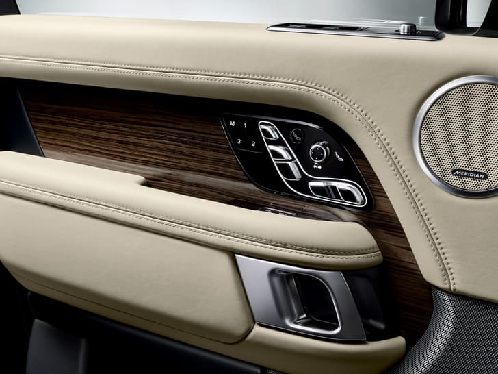 Range Rover facelift, P400e image gallery