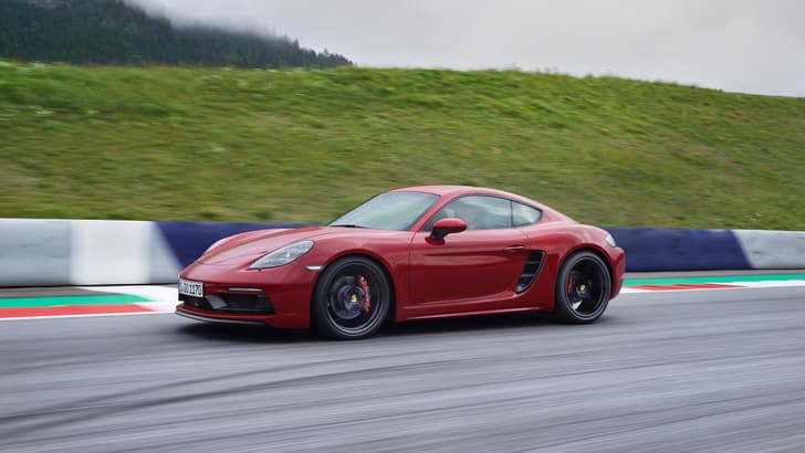 Porsche 718 Cayman GTS and Boxster GTS image gallery