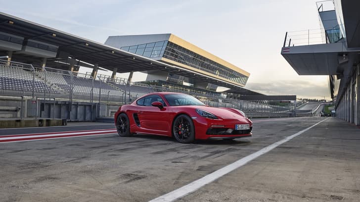 Porsche 718 Cayman GTS and Boxster GTS image gallery