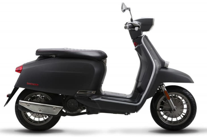 Lambretta V Special image gallery