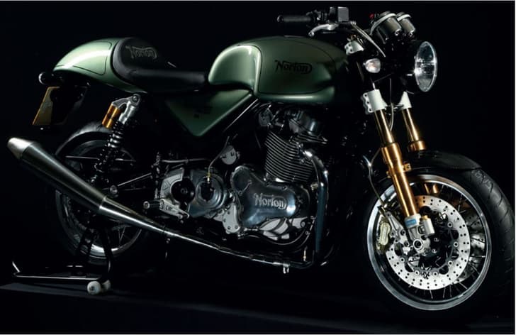 Norton Commando 961 Sport in green.