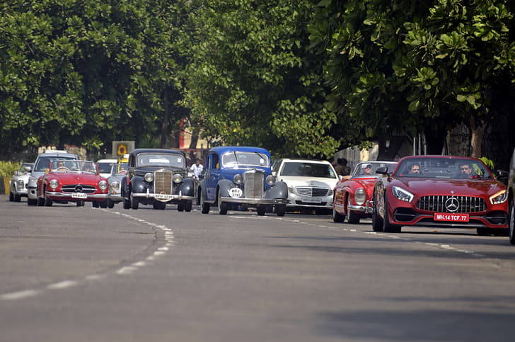 The convoy made its way from the Race Course, circled around Bandra and returned after a ride on the Sea Link.