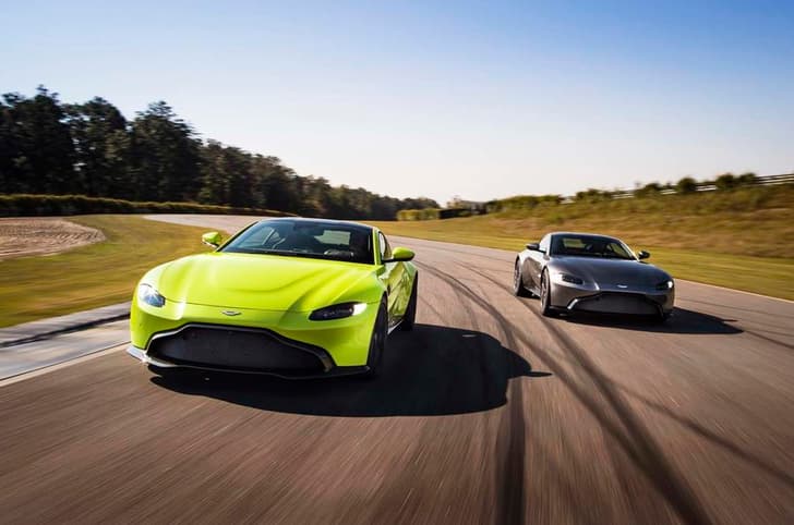2018 Aston Martin Vantage image gallery