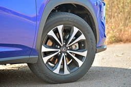 2017 Lexus NX300h image gallery