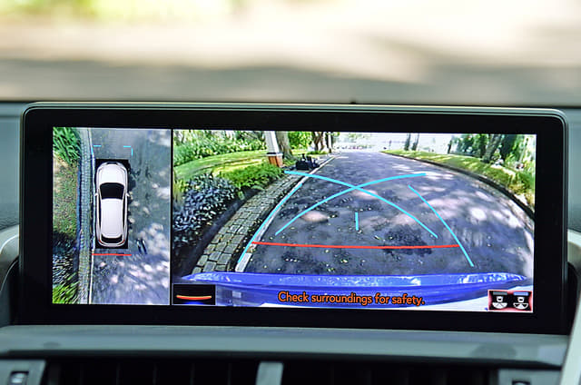 Infotainment System Image - 12561