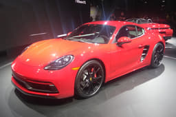 Porsche 718 Cayman GTS.