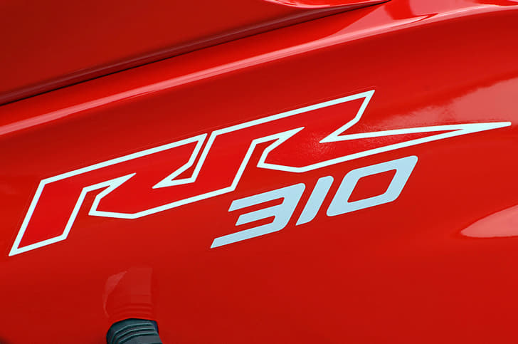 The RR in the name is no misnomer. This is a real race-worthy machine. 