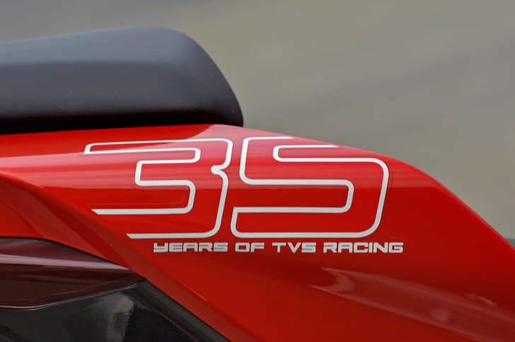 35 years of racing pedigree has resulted in the Apache RR 310.