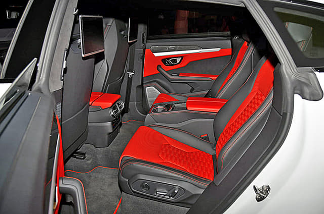 Second Row Seats Image - 5114