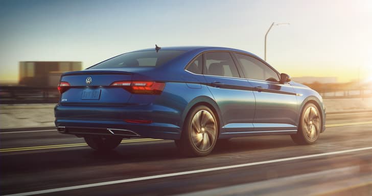 2018 Volkswagen Jetta image gallery