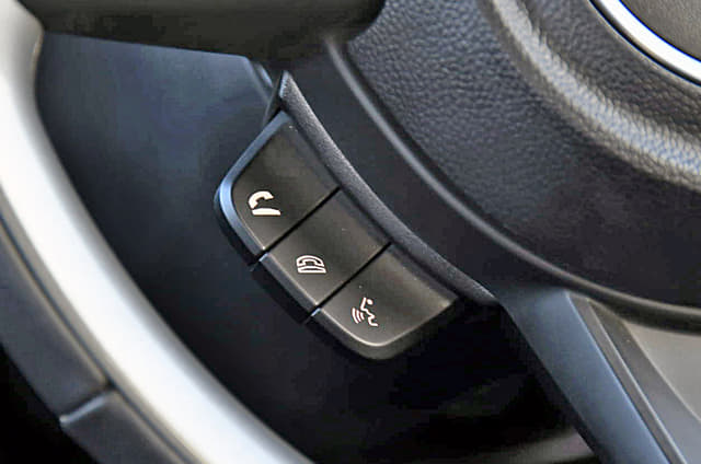 Leather Wrapped Steering Wheel Image - 15706