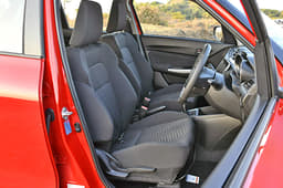 All but the base L spec Swifts get driver's seat height adjust.  