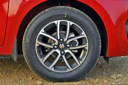 L and V trim Swifts come with 165/80 R14 tyres while Z and Z+ versions get 185/65 R15 tyres as pictured here. 