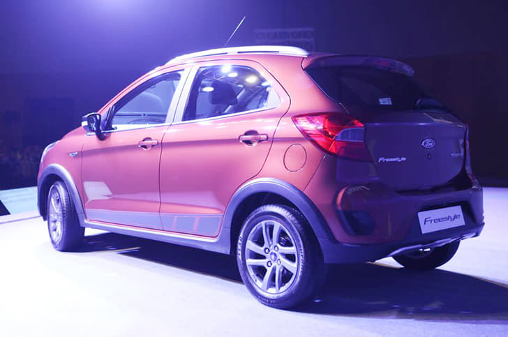 2018 Ford Freestyle image gallery