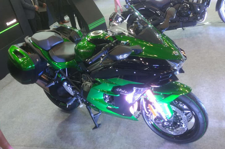 Kawasaki Ninja H2 SX image gallery