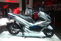 Auto Expo 2018 bikes and scooters image gallery