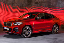 2018 BMW X4 SUV image gallery