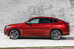 2018 BMW X4 SUV image gallery