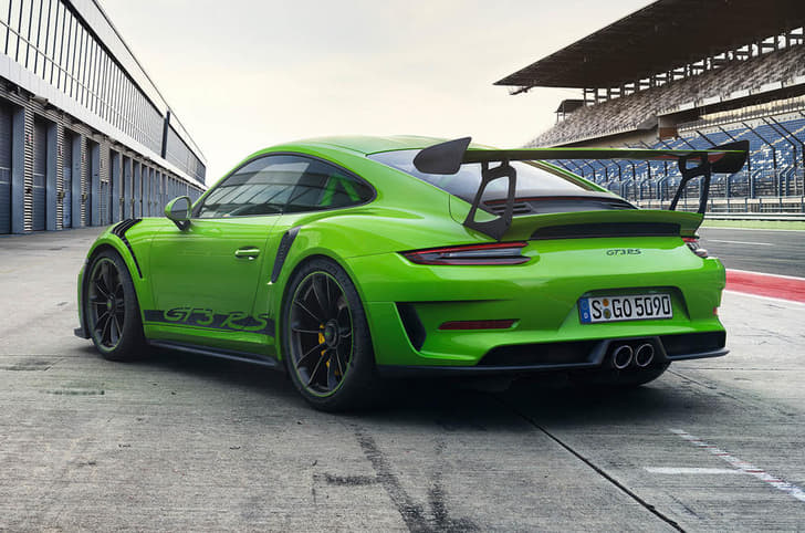 2018 Porsche 911 GT3 RS image gallery