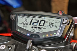 Fully digital instrument console also from larger sibling.