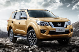 2018 Nissan Terra image gallery