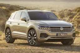 2018 Volkswagen Touareg image gallery