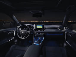 2018 Toyota RAV4 SUV image gallery