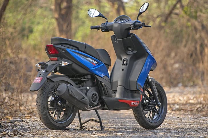 2018 Grazia vs Ntorq vs SR 125 comparison image gallery