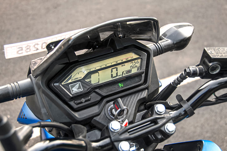 All-digital instrument console is easy to read and gets gear position indicator. 