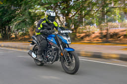 Out on the streets, the X Blade comes across as fairly entertaining.