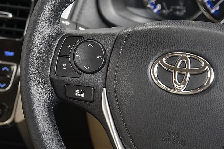 2018 Toyota Yaris sedan India image gallery