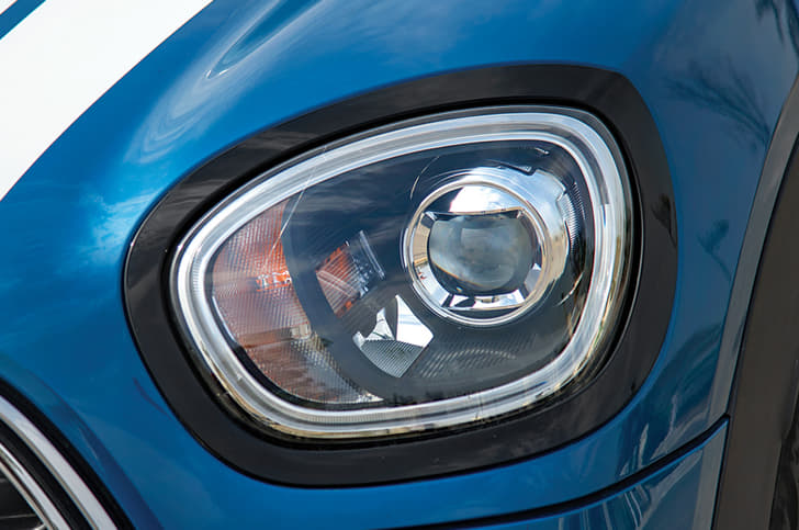 Headlight now horizontally elongated.