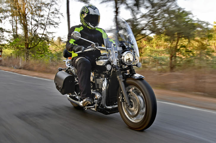 2018 Triumph Speedmaster image gallery