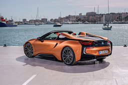 2018 BMW i8 Roadster image gallery