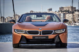 2018 BMW i8 Roadster image gallery