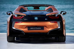 2018 BMW i8 Roadster image gallery