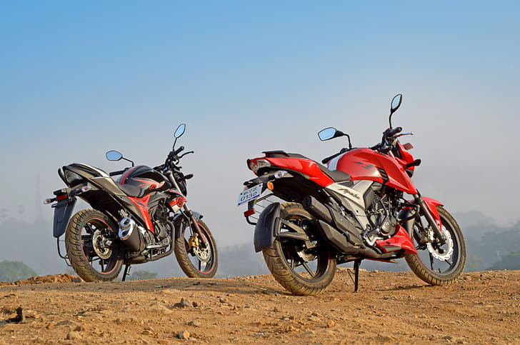 2018 TVS Apache RTR 160 4V vs Suzuki Gixxer SP image gallery