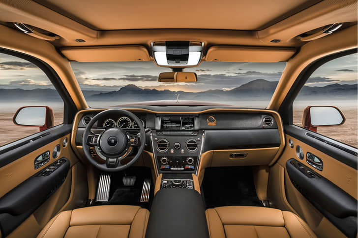 In a first for Rolls-Royce, the infotainment screen is now touch-sensitive.