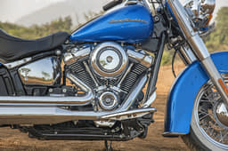 2018 Harley-Davidson Softail Deluxe image gallery