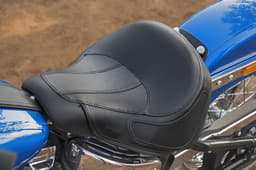 2018 Harley-Davidson Softail Deluxe image gallery