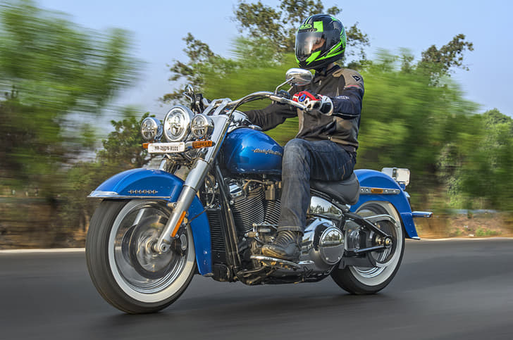 2018 Harley-Davidson Softail Deluxe image gallery