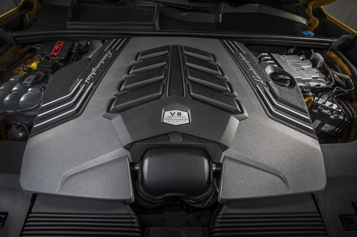 Closed Bonnet