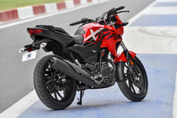 2018 Hero Xtreme 200R image gallery