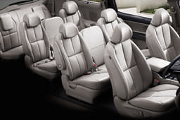 Kia Carnival Front Row Seats