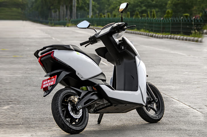 2018 Ather 450 image gallery
